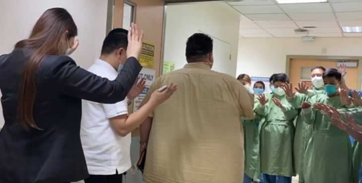 Philippines : Des médecins et des infirmières, en plein combat contre le Covid-19, acceptent Jésus.