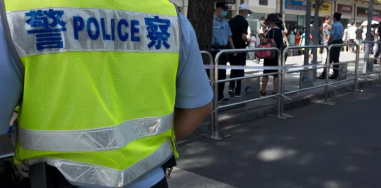 CHINE/ IRRUPTION DE LA POLICE DANS L’ÉGLISE DU PASTEUR WANG YI