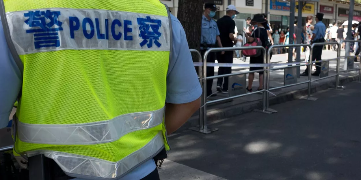 CHINE IRRUPTION DE LA POLICE DANS L’ÉGLISE DU PASTEUR WANG YI