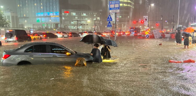 Corée du sud : sept morts dans des inondations catastrophiques à Séoul.