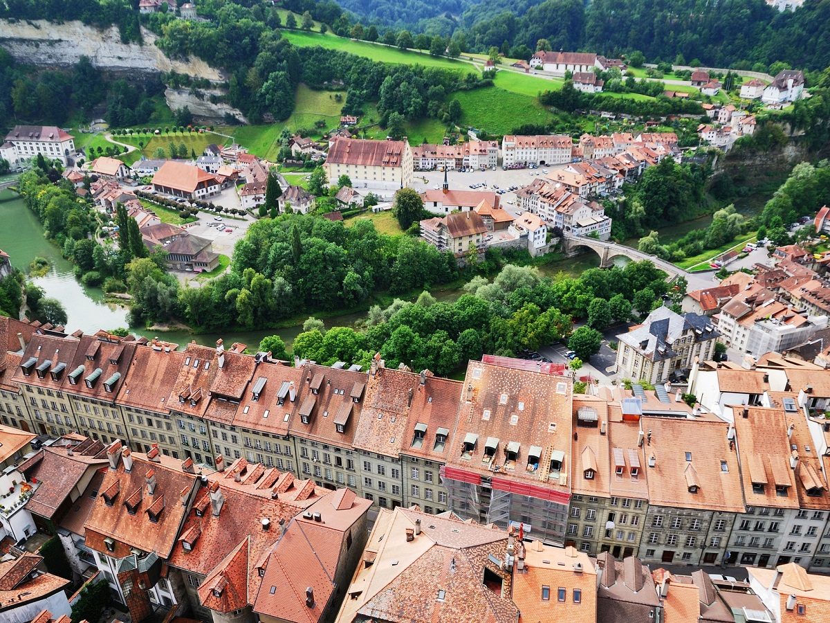 SUISSE MARCHE INTERRELIGIEUSE PRÉVUE EN FAVEUR DE LA PAIX À FRIBOURG