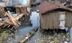 Nigeria / Malgré les inondations des chrétiens ne perdent pas le zèle de venir adorer Dieu