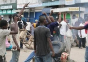 Côte d’Ivoire : Affrontement  entre deux bandes armées à la machette à Abobo.